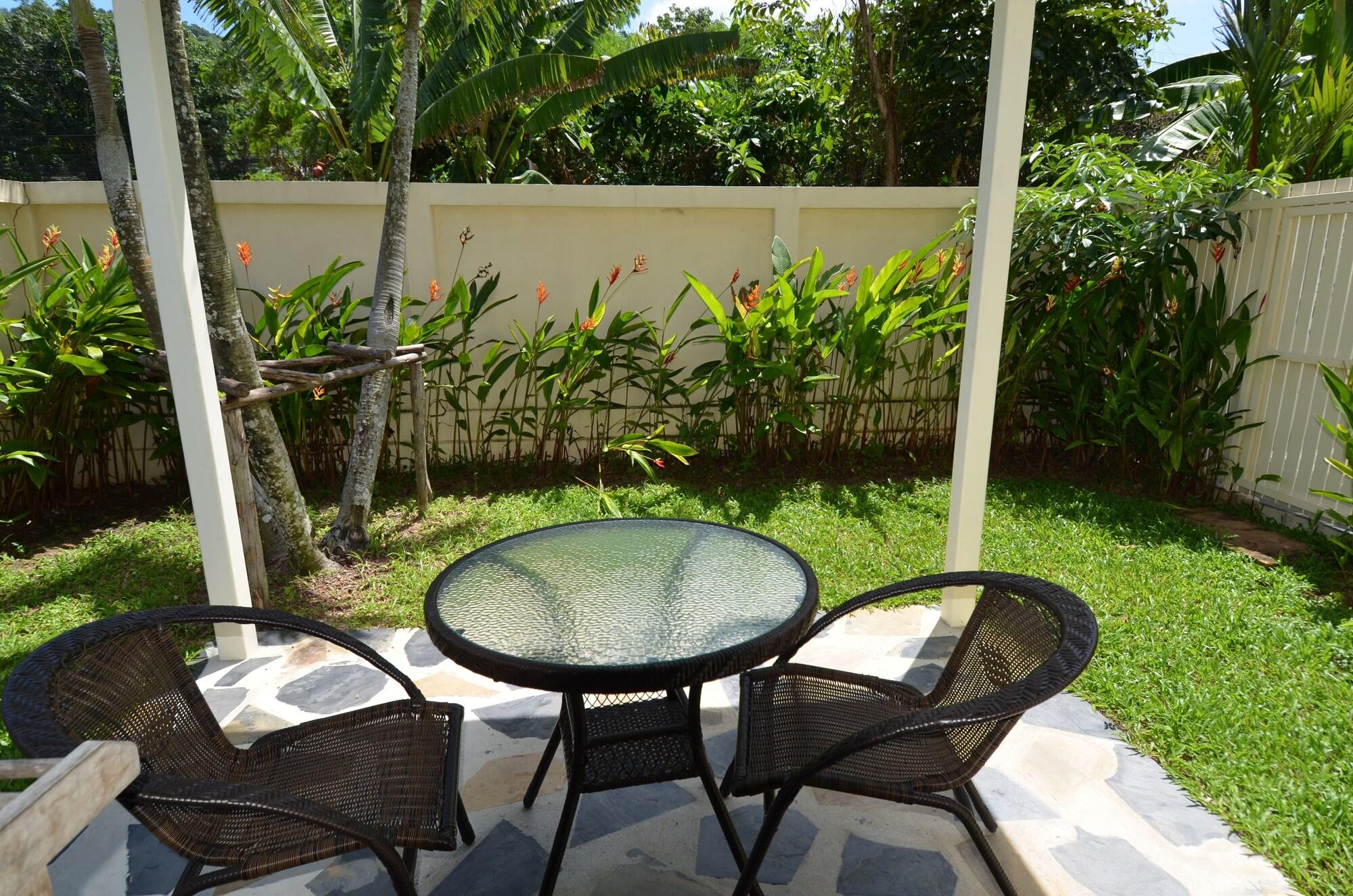 Phuket Riviera Villas Hotel Nai Harn Екстериор снимка